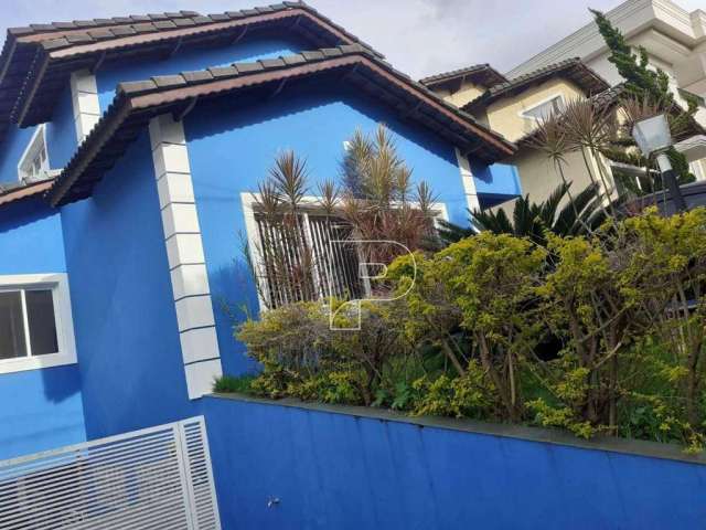 Casa com 3 dormitórios à venda, 191 m² por R$ 1.200.000 - Granja Viana - Cotia/SP