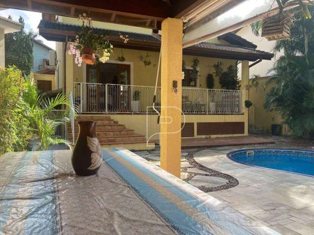 Casa com 3 dormitórios à venda, 316 m² por R$ 1.650.000,00 - Granja Viana - Cotia/SP