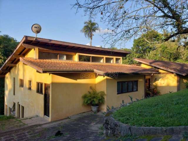 Casa com 3 dormitórios à venda, 500 m² por R$ 2.150.000,00 - Chácara dos Junqueiras - Carapicuíba/SP