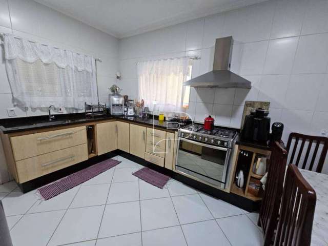 Casa com 3 dormitórios à venda, 123 m² por R$ 670.000,00 - Vila D'Este - Cotia/SP