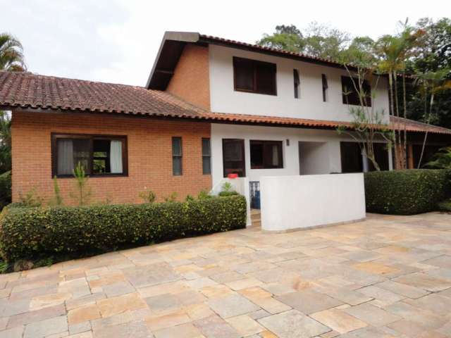 Casa à venda com 4 suítes 542 m² por R$ 1.800.000 -  Embu das Artes/SP