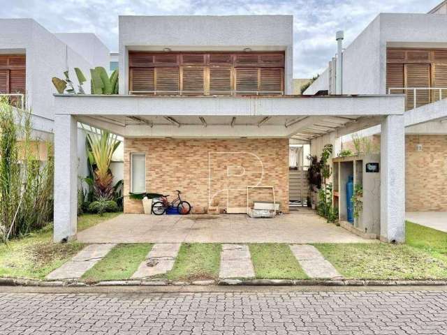 Casa com 3 dormitórios à venda, 173 m² por R$ 899.000,00 - Granja Viana - Cotia/SP