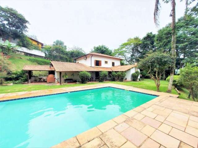 Casa com 3 dormitórios à venda, 478 m² por R$ 1.760.000,00 - Granja Viana - Embu das Artes/SP