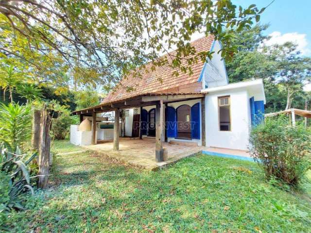 Casa com 3 dormitórios à venda, 300 m² por R$ 1.200.000,00 - Granja Viana - Carapicuíba/SP