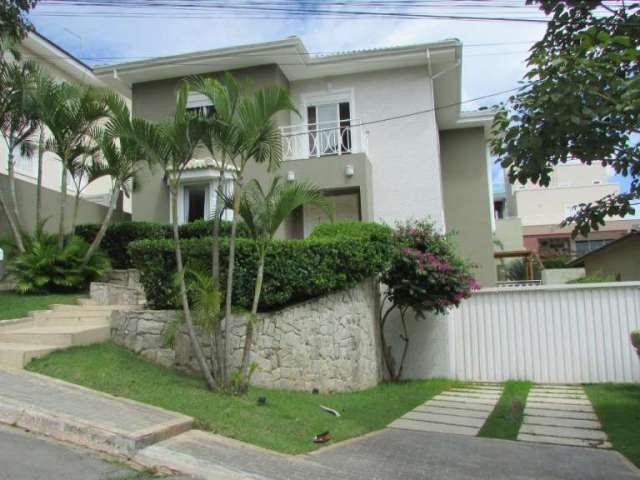 Casa com 4 dormitórios, 437 m² na  Granja Viana - Cotia. SP