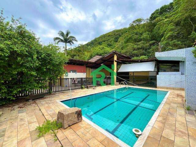 Casa com 3 Dormitórios (2 Suítes), 7 Vagas, Área de Lazer, Jardim Guaiuba, Guarujá/SP