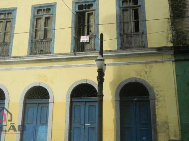 Prédio no bairro do Centro - Santos/SP