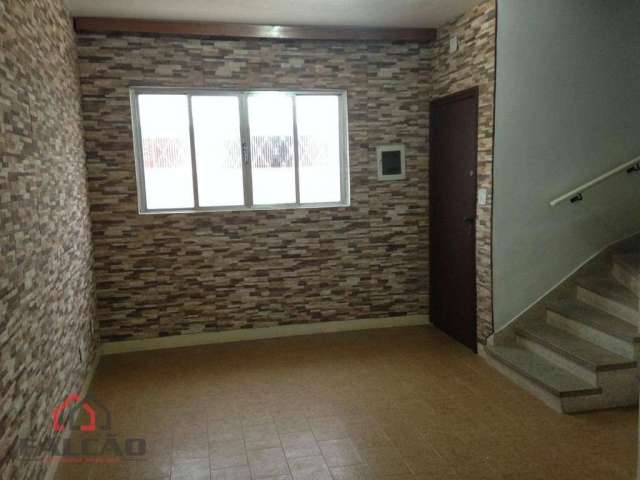 Casa com 2 quartos para alugar, 80 m² por R$ 3.000/mês - Embaré - Santos/SP