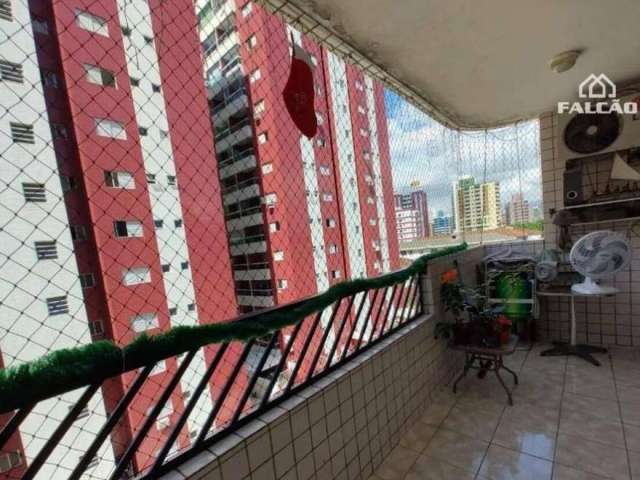 Apartamento no bairro do Canto do Forte - Praia Grande/SP