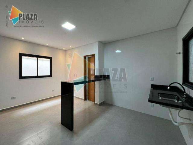 Casa com 2 dormitórios à venda, 68 m² por R$ 325.000,00 - Caiçara - Praia Grande/SP