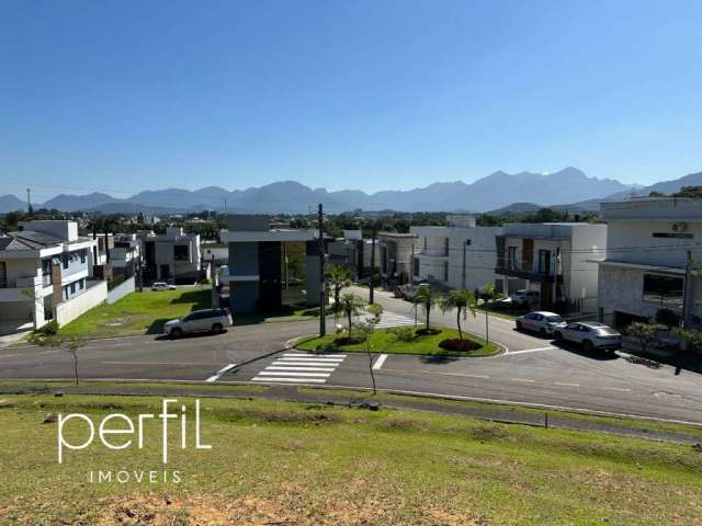 Terreno a venda em condomínio fechado no bairro Vila Nova - Joinville/ SC