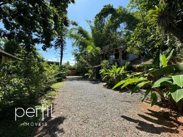 Terreno a venda no bairro América - Joinville-SC