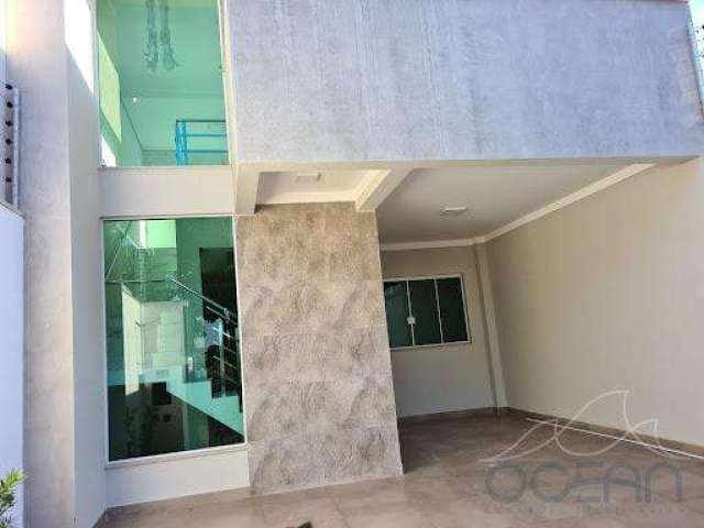 Casa à venda em Maringá no Jardim Ipanema, com 3 quartos, com 200 m² de construção