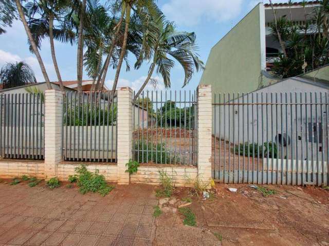 Terreno à venda em Maringá, Vila Morangueira, com 300 m²