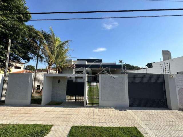 Casa à venda em Maringá, Zona 02, com 4 suítes, com 373 m²