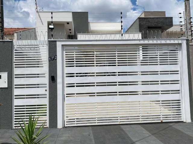 Casa à venda em Maringá, Jardim Alvorada, com 3 quartos, com 140 m²