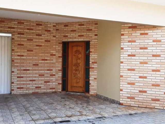 Casa para Venda em Sorocaba, Jardim Astro, 3 dormitórios, 1 suíte, 2 banheiros, 4 vagas