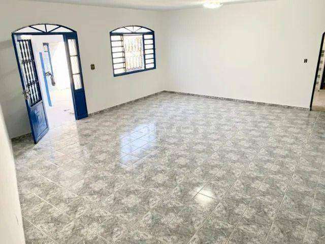 Casa Térrea 3 dorm no bairro Cidade Jardim - Jacareí