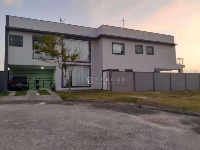 Sobrado com 4 dormitórios à venda, 247 m² por R$ 1.260.000,00 - Jardim Jacinto - Jacareí/SP