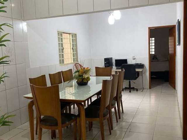 Casa com 3 quartos à venda na Avenida 105, Itapoã, Aparecida de Goiânia, 150 m2 por R$ 380.000