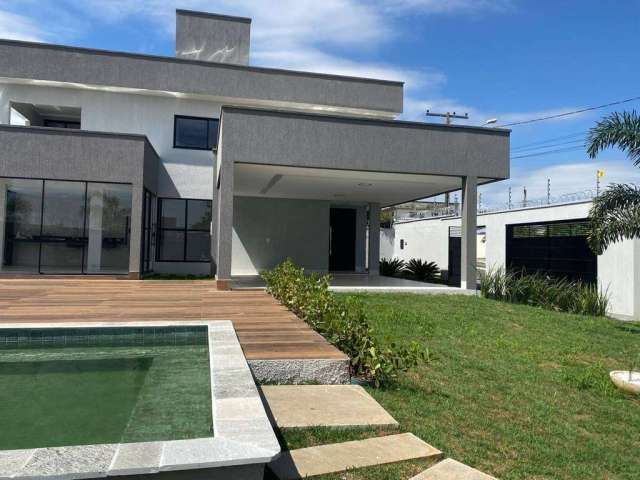 Vendo sobrado de alto padrão  com 4 suite, Sala pé direito duplo, área gourmet e piscina com cascat