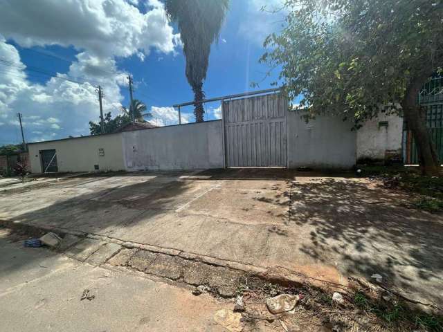 Casa com 3 quartos para alugar na Avenida W 3, Papillon Park, Aparecida de Goiânia, 130 m2 por R$ 1.900 Por Ano