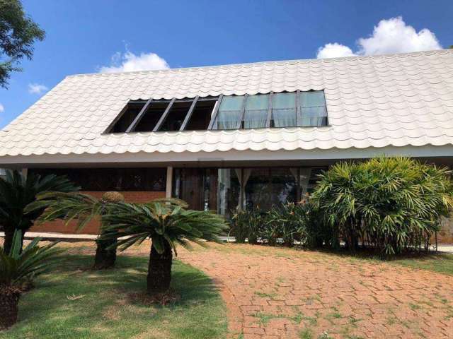 Casa com 3 dormitórios à venda, 300 m² por R$ 2.900.000,00 - Condomínio Residencial Lago Azul - Araçoiaba da Serra/SP