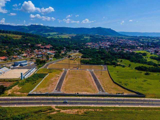 Terreno à venda, 405 m² por R$ 200.000,00 - Colina de São Pedro - São Pedro/SP