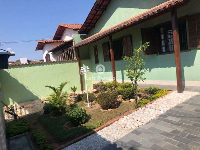 Casa à venda 4 quartos 1 suíte 6 vagas - Ipê