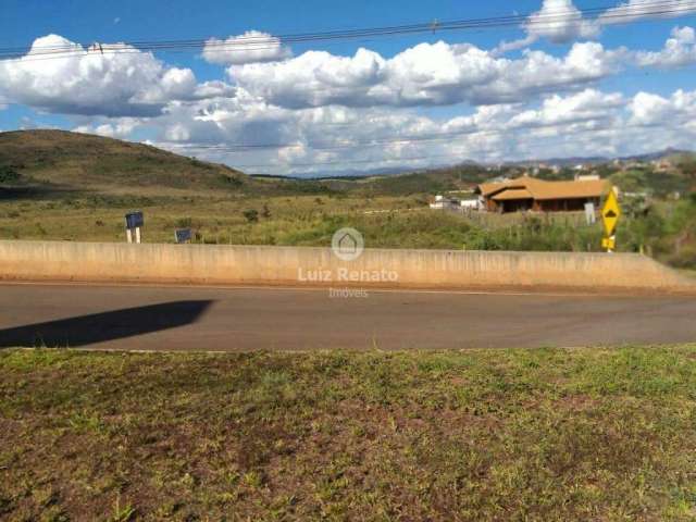 Lote de 663,34m² Ville de Lacs de frente para a BR040