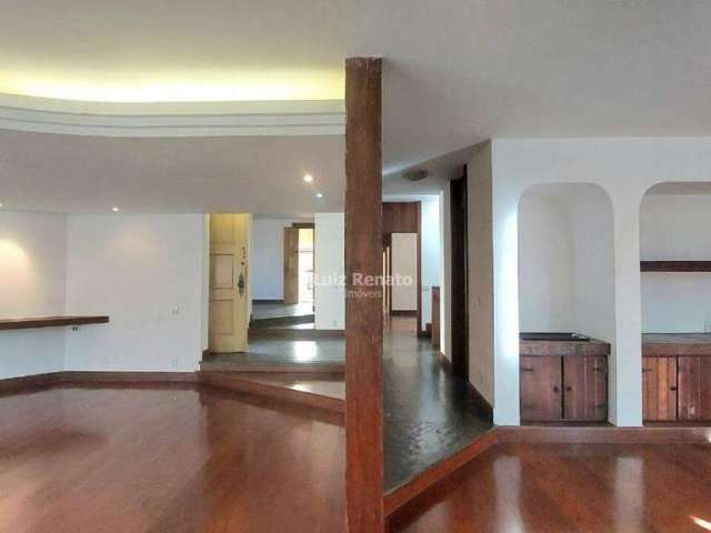 Casa 4 quartos, 1 suíte, 340m² à venda no São Bento.