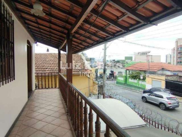 Casa Comercial para Aluguel no Floresta