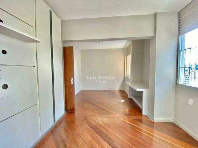 Apartamento á venda no bairro Serra