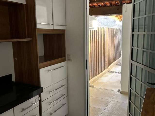 Casa com 3 dormitorios e piscina zona leste rio preto