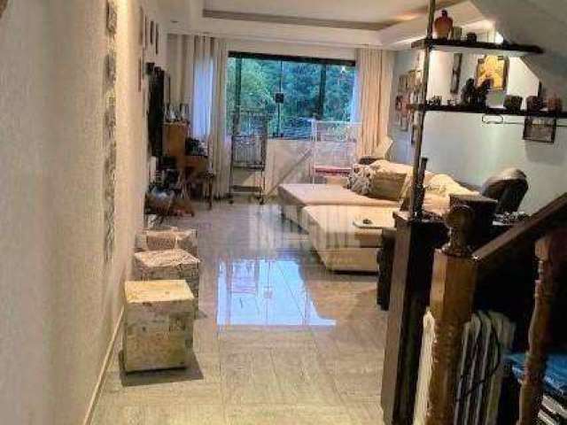 Sobrado na Vila Formosa com 3 Suítes, 8 Vagas, 239m²