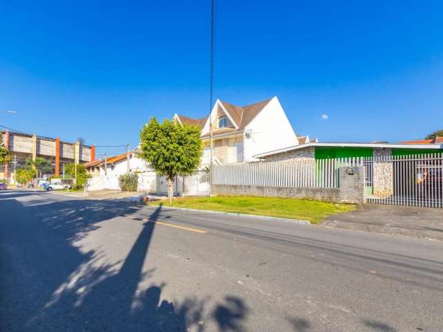 Casa com 3 quartos à venda na Rua Doutor Heitor Valente, 712, Tarumã, Curitiba por R$ 1.350.000