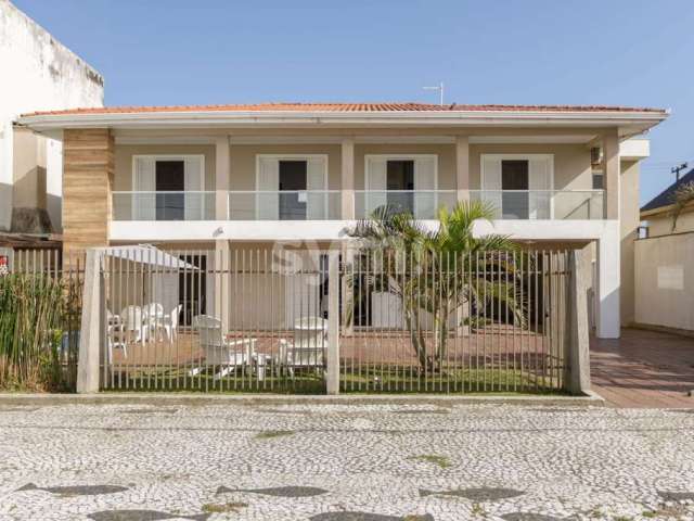 Casa com 6 quartos à venda na Avenida Atlântica, 80, Caiobá, Matinhos por R$ 3.590.000