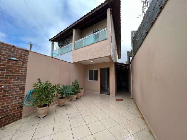 Sobrado com 2 dormitórios à venda, 60 m² por R$ 420.000,00 - Solemar - Praia Grande/SP