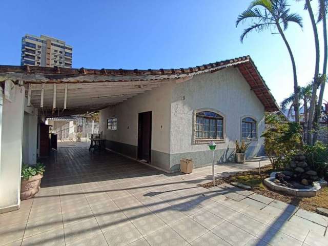 Casa com 2 dormitórios à venda, 129 m² por R$ 590.000,00 - Balneário Flórida - Praia Grande/SP