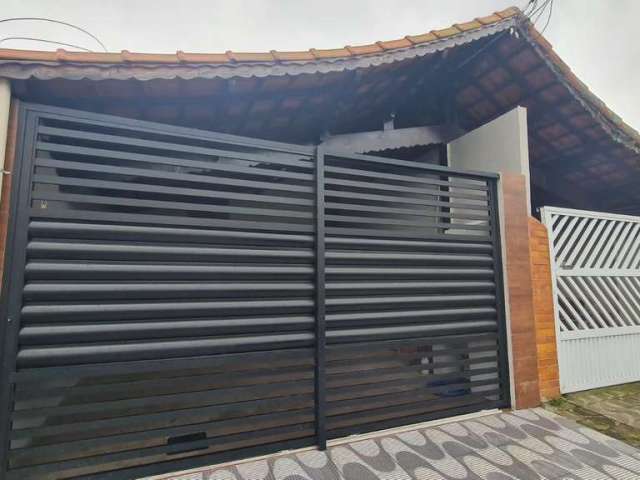 Casa com 2 dormitórios à venda, 125 m² por R$ 580.000,00 - Tupi - Praia Grande/SP