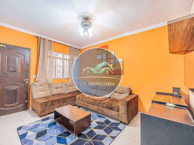 Casa à venda com 3 dormitórios por R$ 490.000, Jardim São Vicente, Cotia, SP