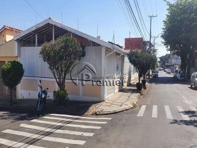 Casa com 3 dormitórios para alugar, 206 m² por R$ 4.770,60 - Jardim Rossignatti - Indaiatuba/SP