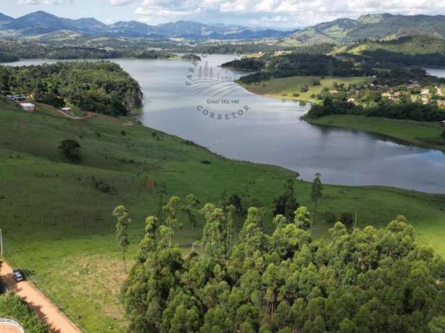 Paraíso pé na água: Terreno de 4 Alqueires com Acesso Direto às Águas da represa do Jaguari em Piracaia-SP.