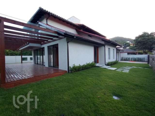 Casa em condomínio fechado com 3 quartos à venda na Doutor Antônio Luiz Moura Gonzaga, 383, Porto da Lagoa, Florianópolis, 319 m2 por R$ 3.200.000