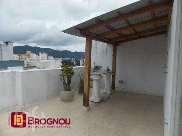 Apartamento com 3 quartos à venda na Rua Douglas Seabra Levier, 163, Trindade, Florianópolis, 163 m2 por R$ 1.000.000