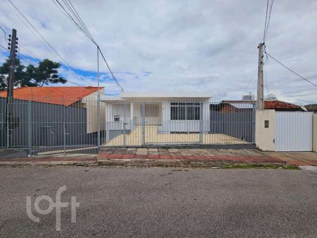 Casa com 5 quartos à venda na Rua Marcelino Simas, 604, Estreito, Florianópolis, 240 m2 por R$ 850.000