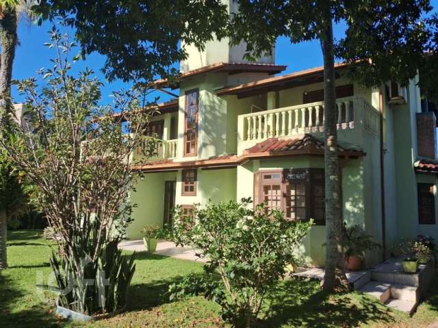 Casa com 7 quartos à venda na Rua Jardim dos Eucaliptos, 619, Campeche, Florianópolis, 324 m2 por R$ 2.800.000