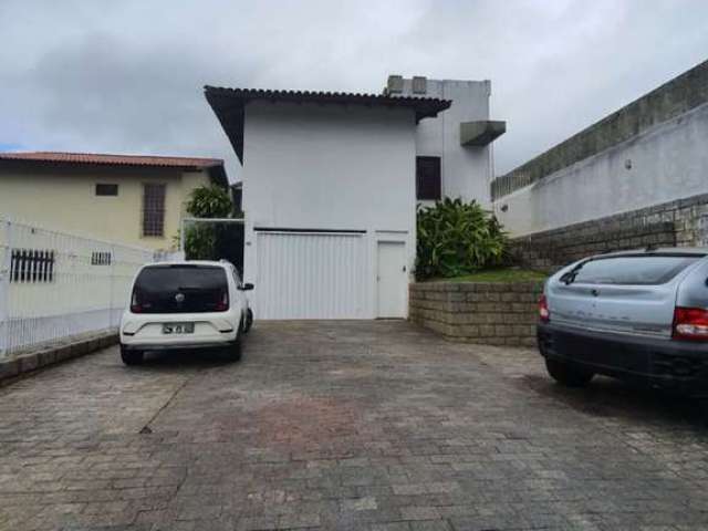 Casa com 6 quartos à venda na Rua Marcus Aurélio Homem, 307, Trindade, Florianópolis, 349 m2 por R$ 1.800.000