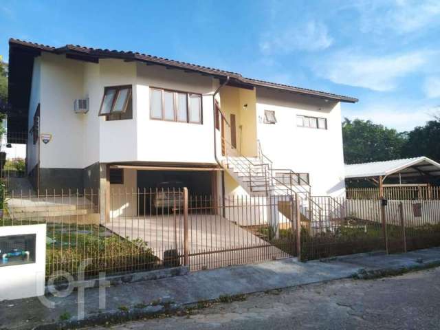 Casa com 4 quartos à venda na Servidão Oscar João Costa, 84, João Paulo, Florianópolis, 217 m2 por R$ 1.350.000