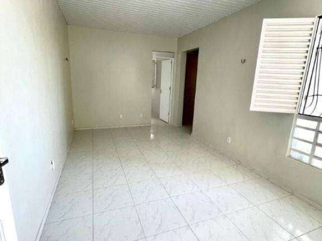 Apartamento Marcos Freire com 2 dormitórios para alugar, 50 m² por R$ 652/mês - Mondubim - Fortaleza/CE